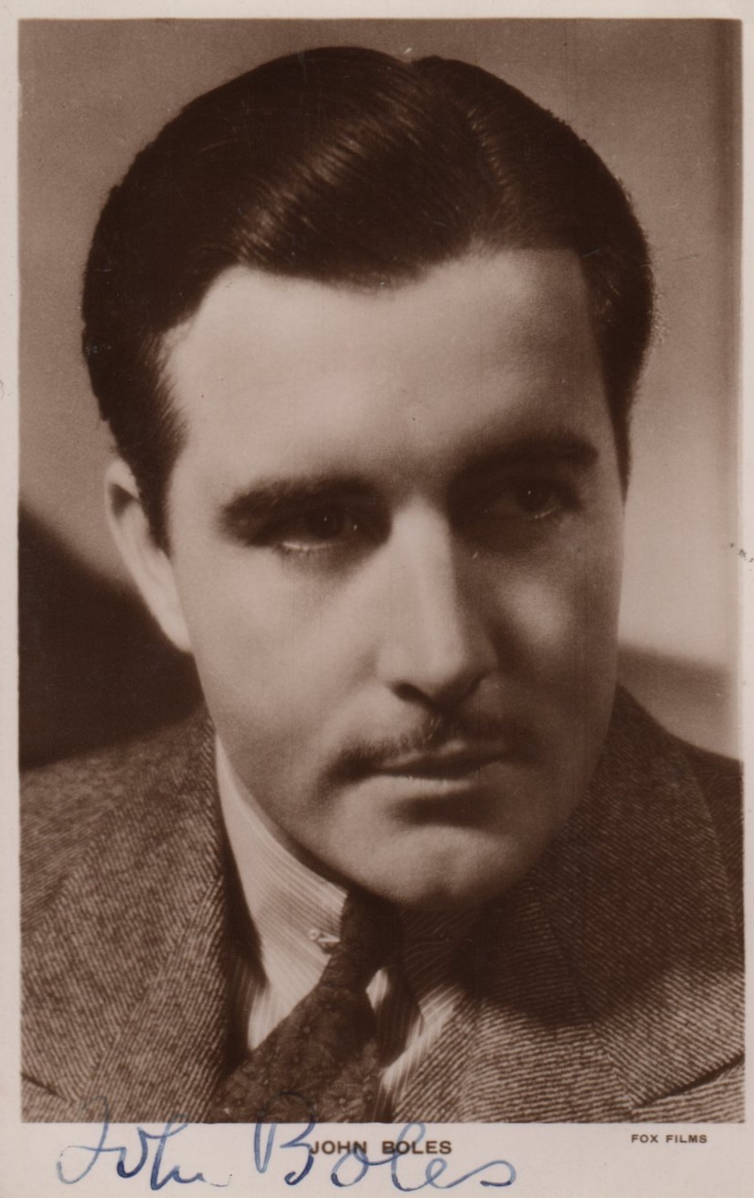 ACTORS: Selection of vintage signed postcard photographs by various film actors including Ramon - Image 6 of 9