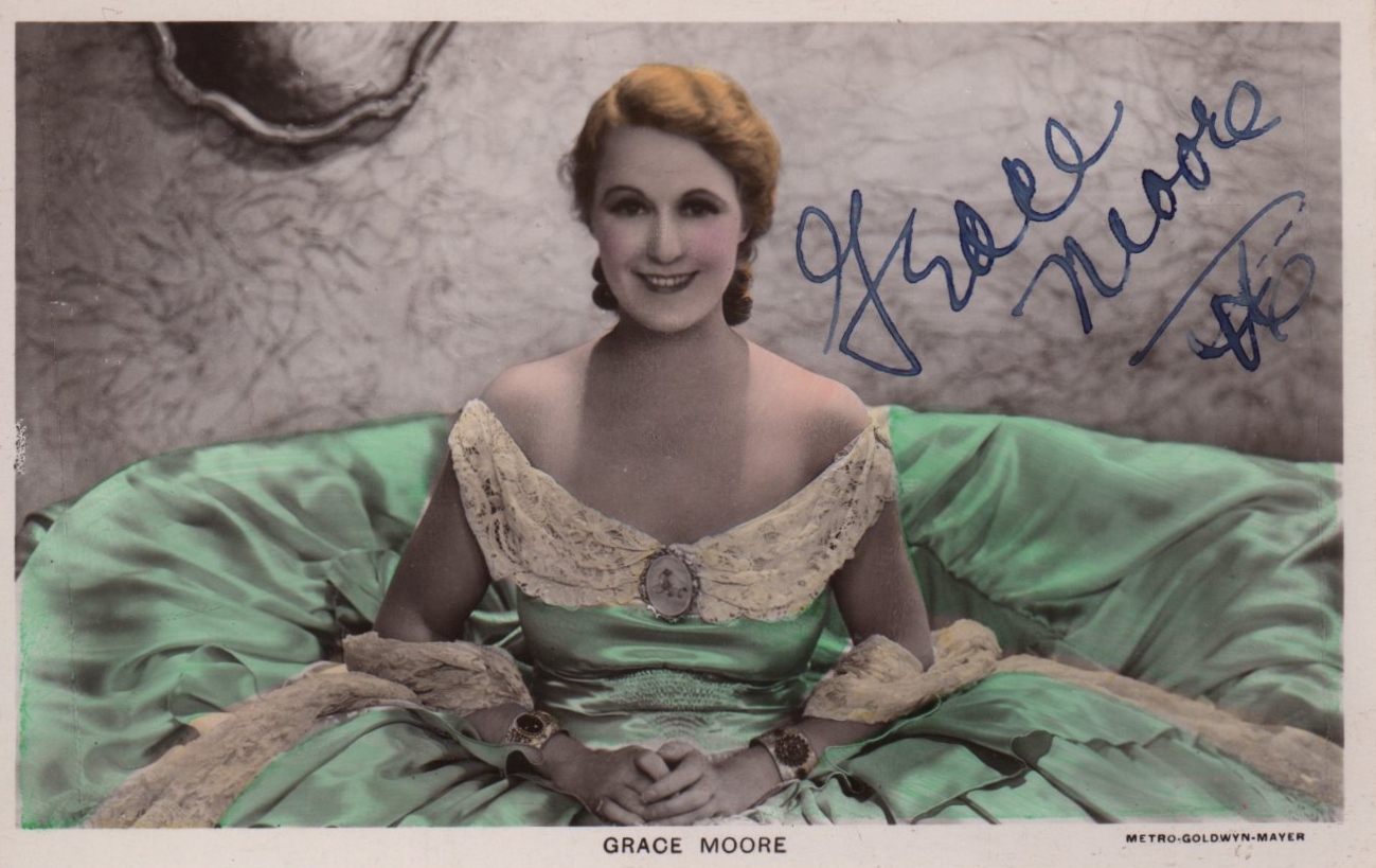 POPULAR MUSIC: Small selection of vintage signed postcard photographs and slightly larger (1), 7. - Image 3 of 6