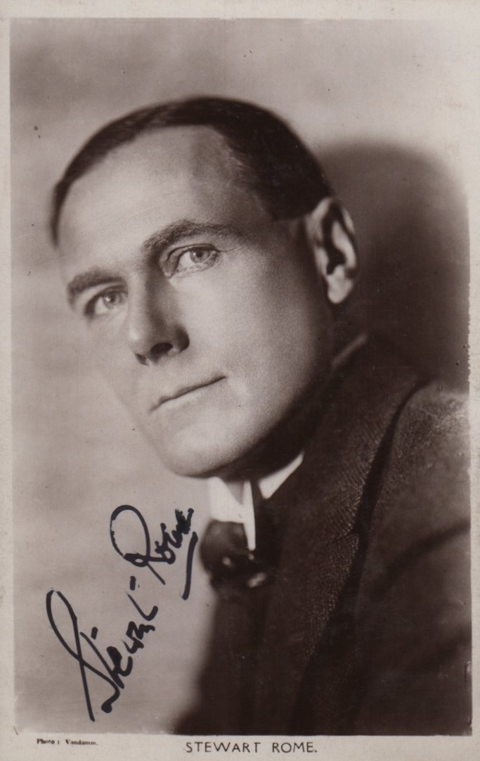 ACTORS: Selection of vintage signed postcard photographs by various film and stage actors including - Image 9 of 18