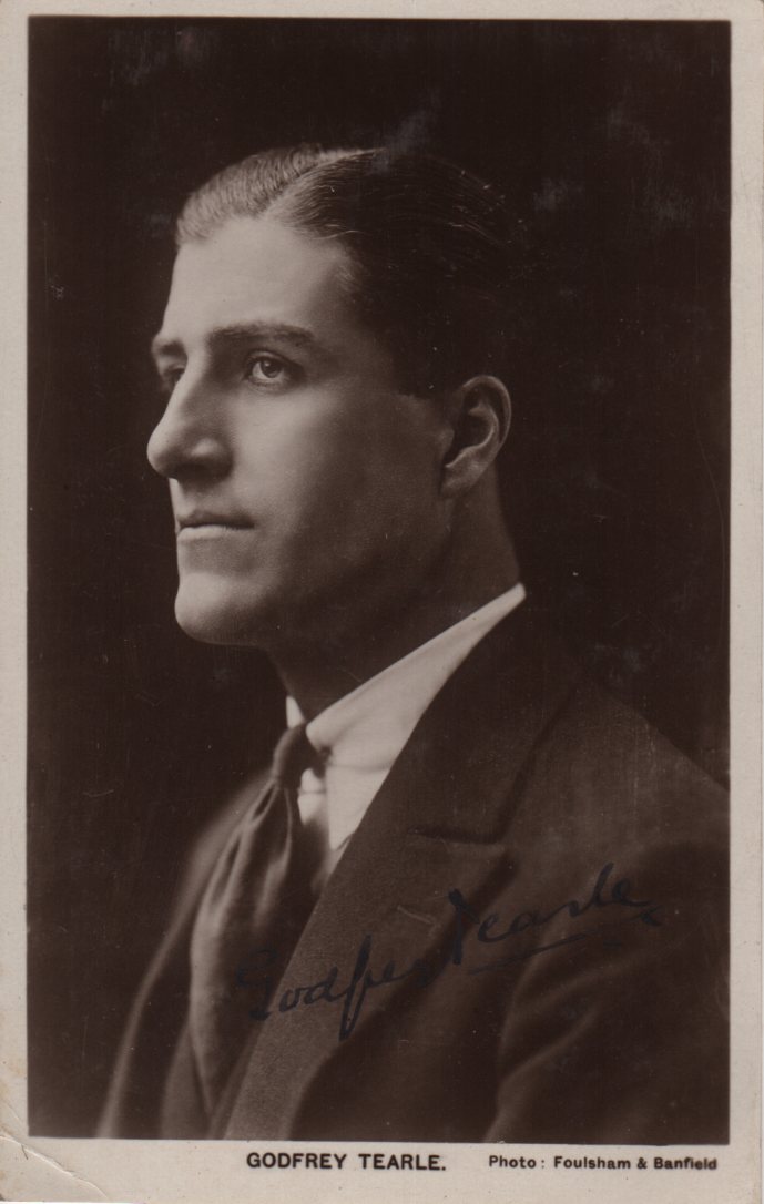ACTORS: Selection of vintage signed postcard photographs by various film and stage actors including - Image 10 of 18