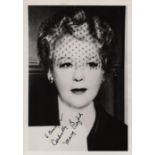 ACADEMY AWARD WINNERS: Selection of signed postcard photographs and a few slightly larger,