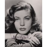 ACADEMY AWARD WINNERS: Selection of signed postcard photographs, 8 x 10s, piece (1) etc.
