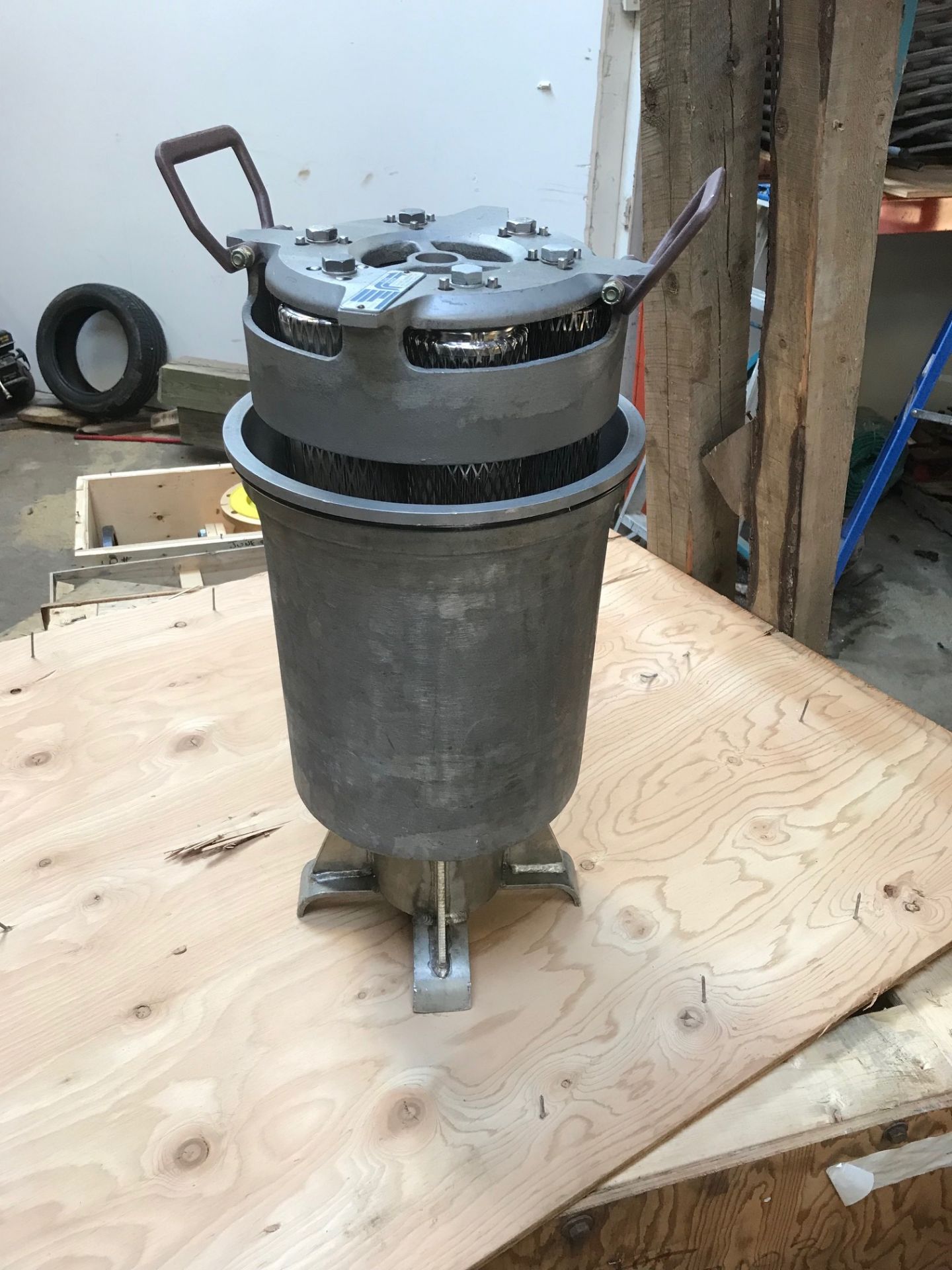 Fuel filter - Image 2 of 2