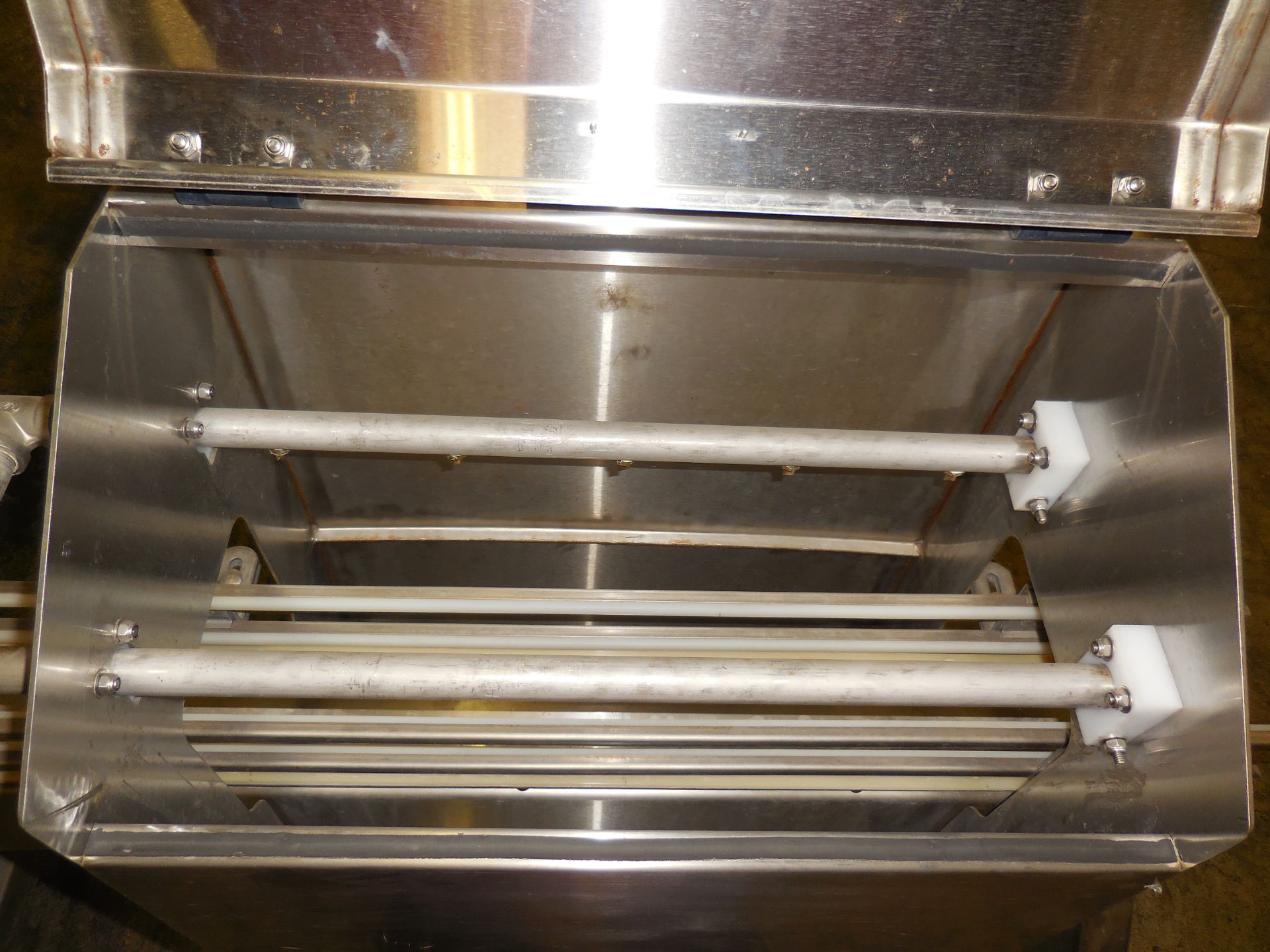 CUSTOM DESIGNED AND FABRICATED DUAL CAN WASHER - Image 5 of 6