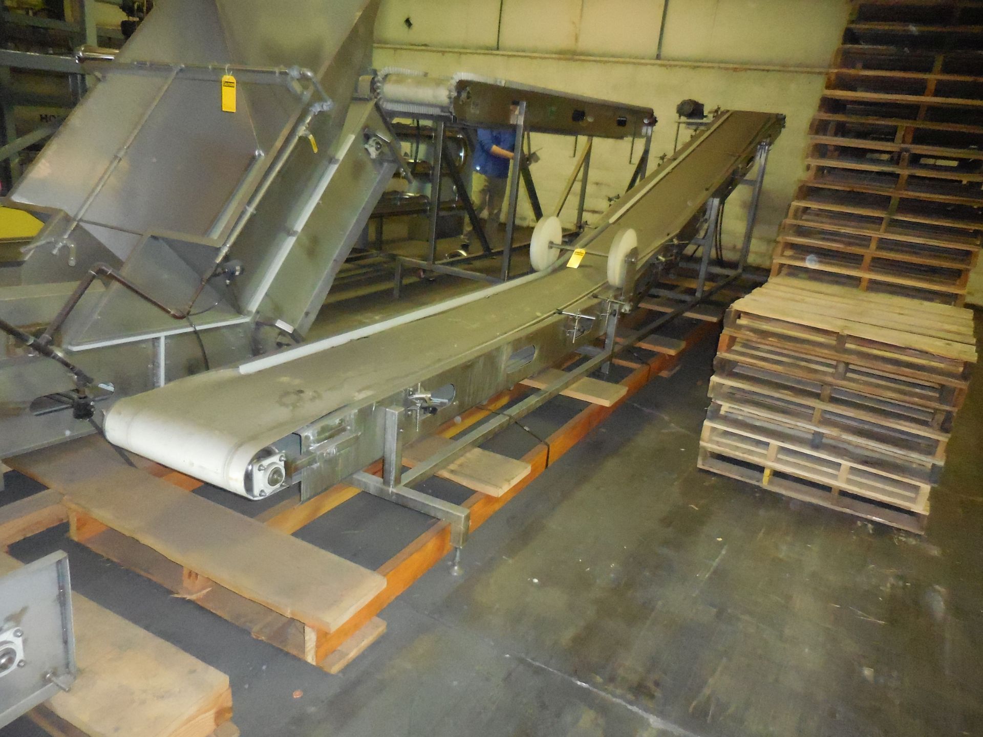 G. J. OLNEY STAINLESS STEEL BELT INCLINE CONVEYOR