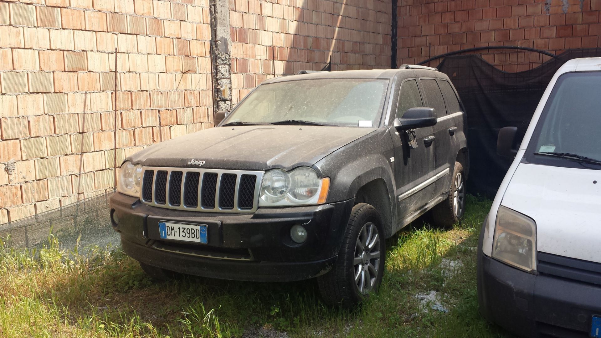 N. 1 (ES. N° 78/18 IVG N° 5.490) AUTOVETTURA CHRYSLER JEEP TG.DM 139 BD, ANNO IMM.2008, GASOLIO