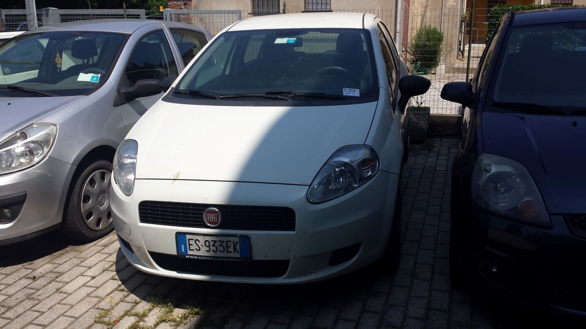 N. 1 (ES. N° 289/18 IVG N° 5.498) AUTOVETTURA FIAT PUNTO TG. ES 933 EK, ANNO IMM.2013, BENZINA