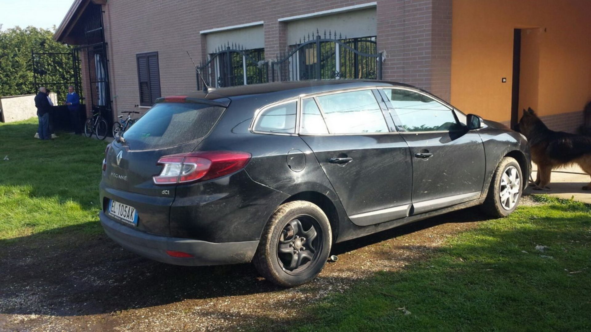 N. 1 (703 IVG O.C.C.) RENAULT MEGANE DCI TARGATA EL 105 AK ANNO 2012