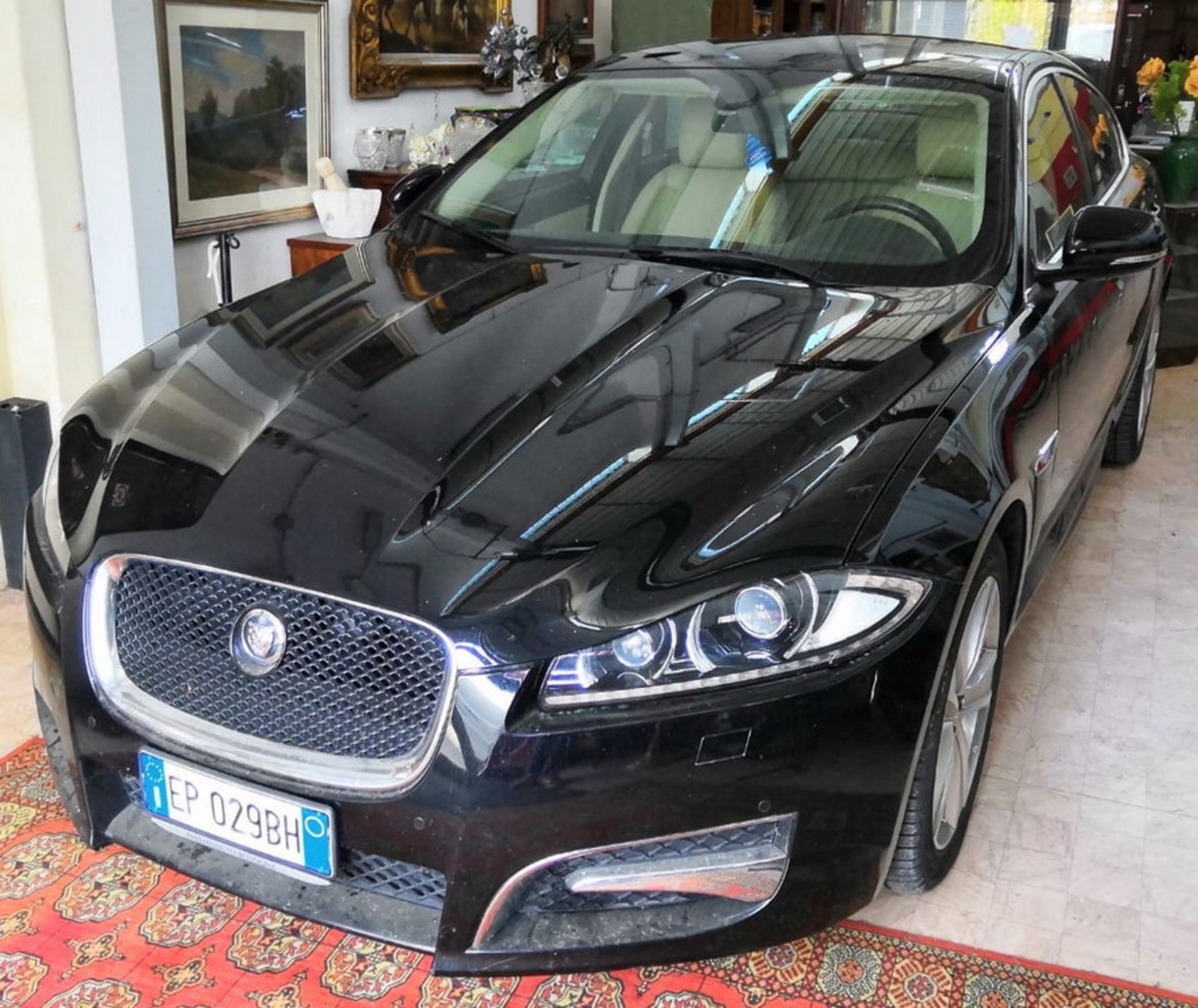 N. 1 (ES. N° 545/18 IVG N° 5.553) AUTOVETTURA JAGUAR XF2 TG. EP 029 BH, ANNO IMM.2012, GASOLIO