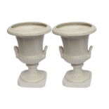 Coppia di vasi in ceramica, cm. 37