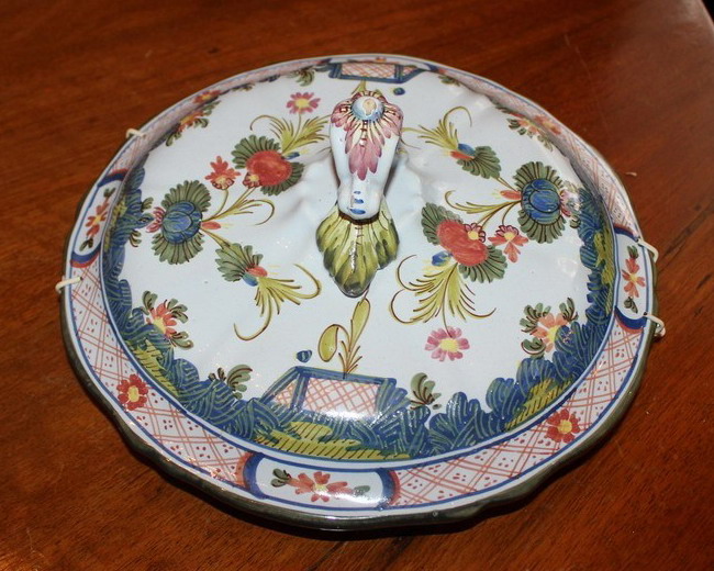 Coperchio ceramica Faentina