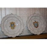 Due piatti in ceramica vetrificata con stemmi Nobiliari, cm. 43