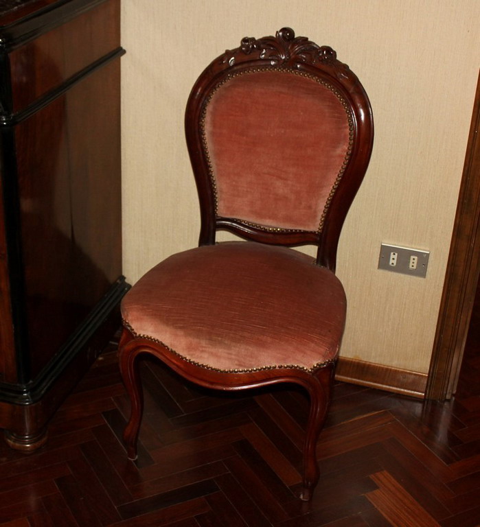 Cinque sedie in legno rivestite in tessuto, Luigi Filippo