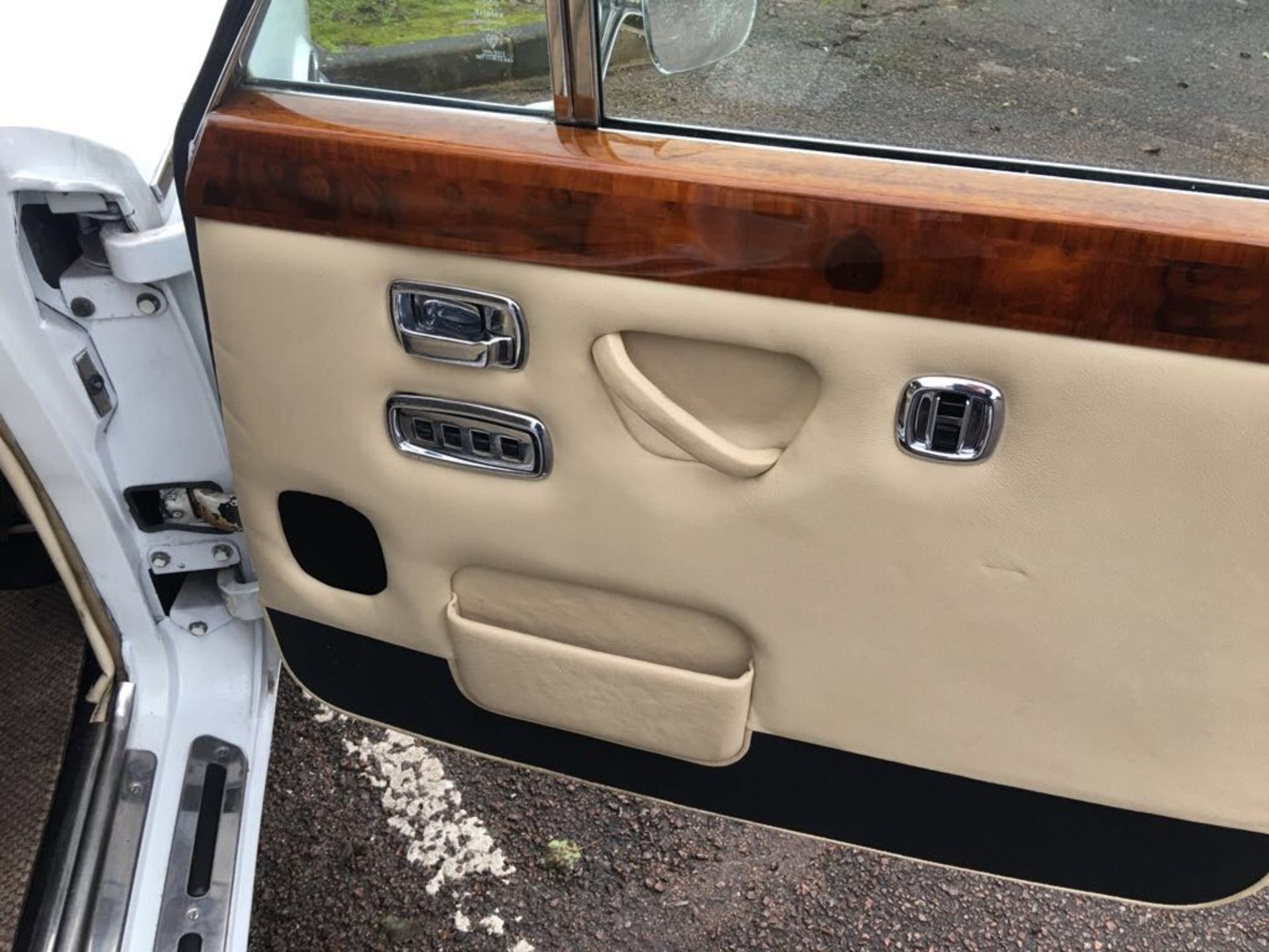 ROLLS ROYCE SILVER SHADOW ONE **£5,000 SPENT ON NEW INTERIOR** - Image 17 of 20