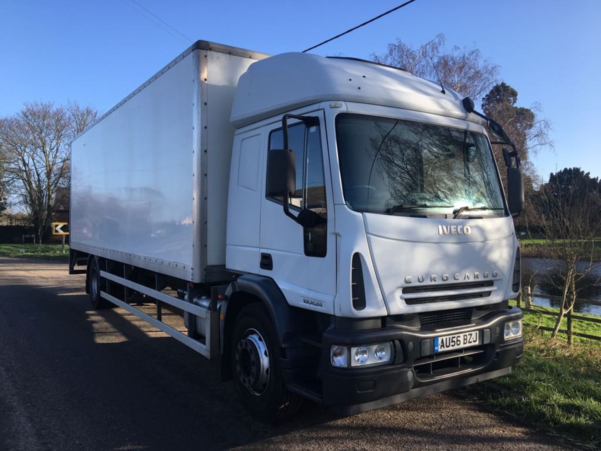 2006 IVECO BOX VAN TRUCK HGV - Image 2 of 23