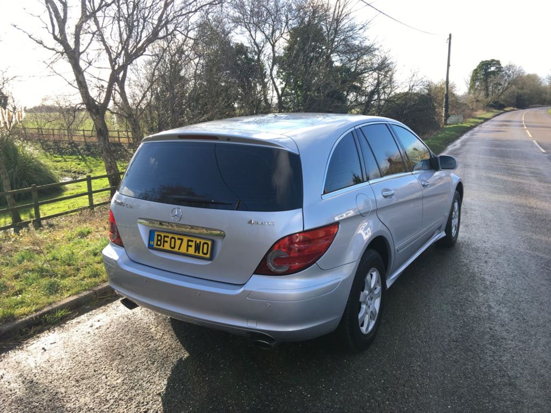 2007 MERCEDES BENZ R280 SE CDI AUTO **6 SEATER LEATHER** - Image 8 of 18