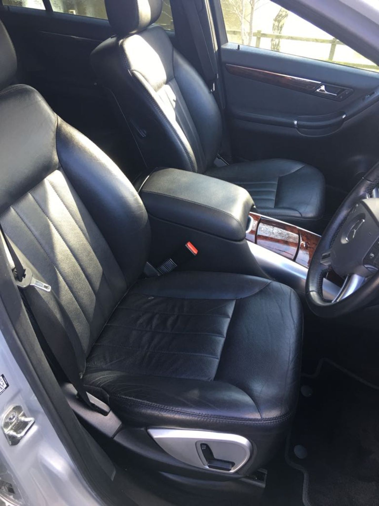 2007 MERCEDES BENZ R280 SE CDI AUTO **6 SEATER LEATHER** - Image 9 of 18