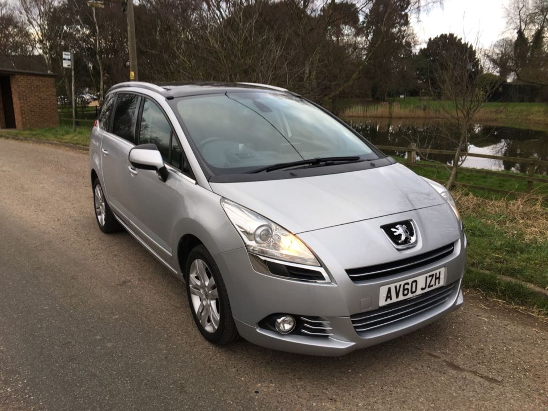 2010 PEUGEOT 5008 EXCLUSIVE HDI AUTO **7 SEATER**