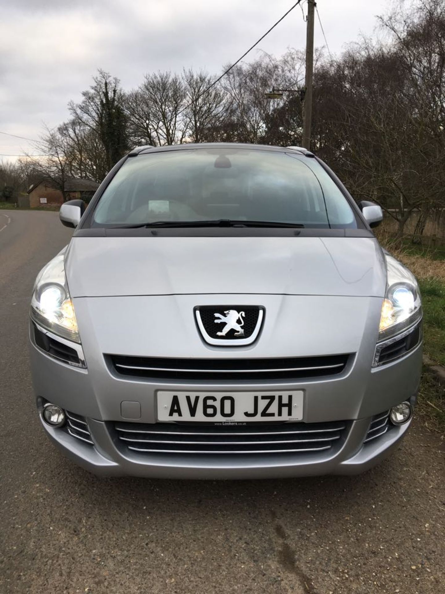 2010 PEUGEOT 5008 EXCLUSIVE HDI AUTO **7 SEATER** - Image 3 of 24