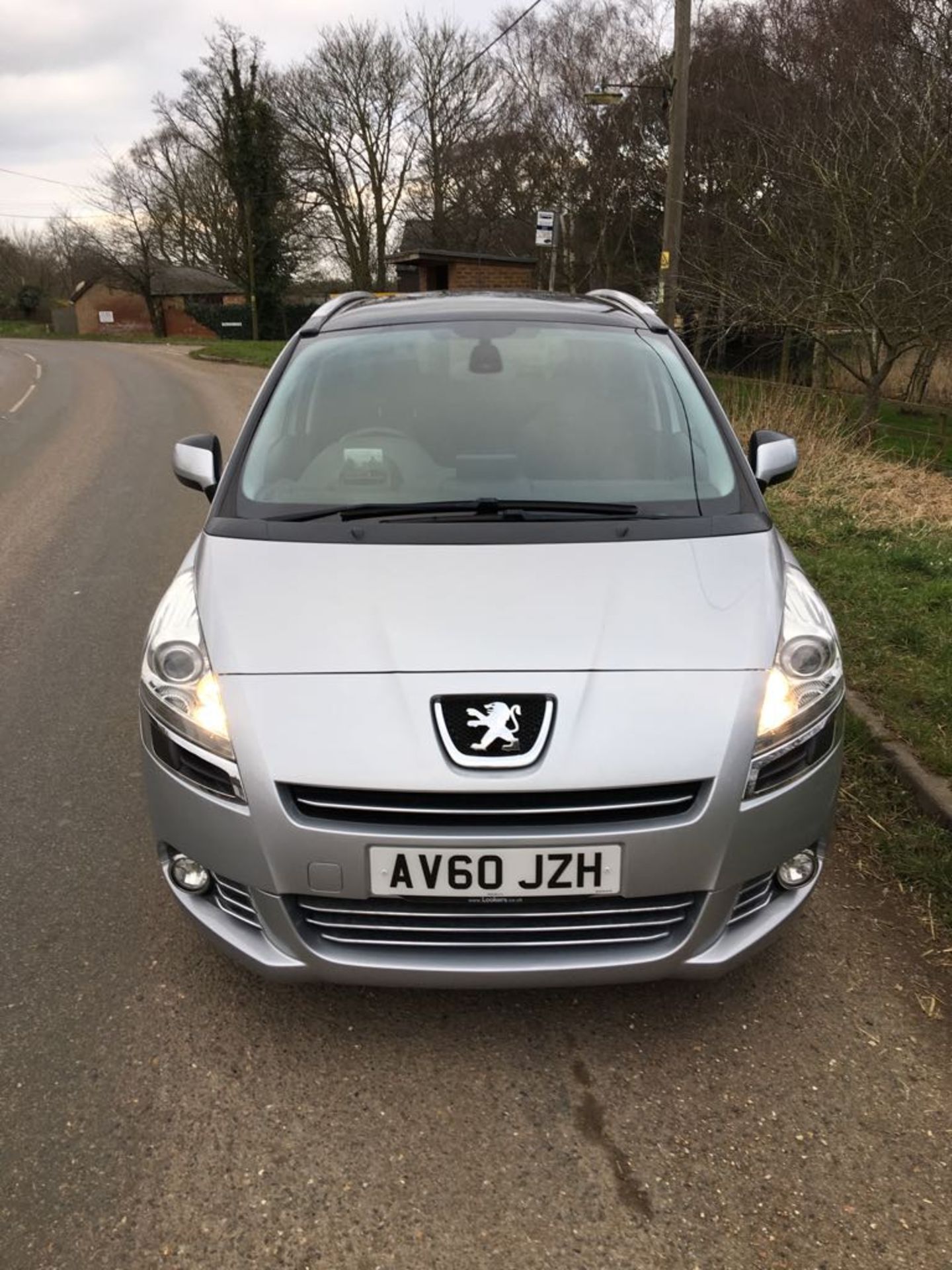 2010 PEUGEOT 5008 EXCLUSIVE HDI AUTO **7 SEATER** - Image 4 of 24