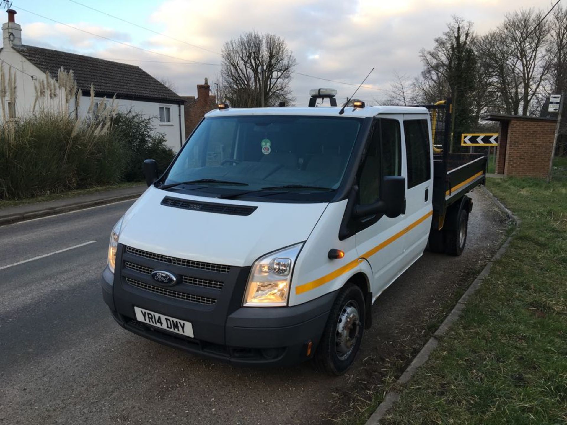 2014 FORD TRANSIT DOUBLE CAB TIPPER - Image 3 of 21