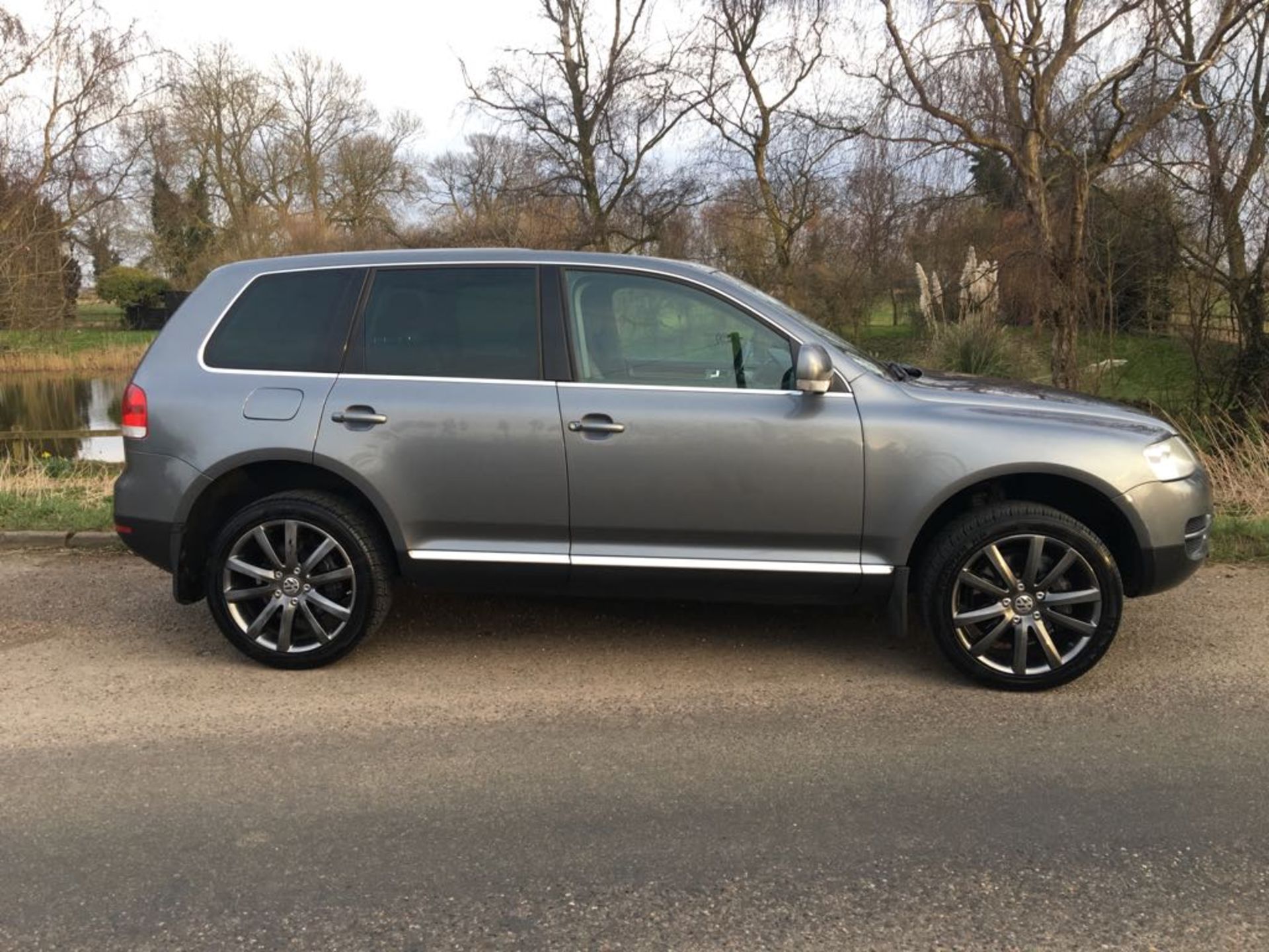 2005 VOLKSWAGEN TOUAREG V10 TDI AUTO - Image 11 of 25