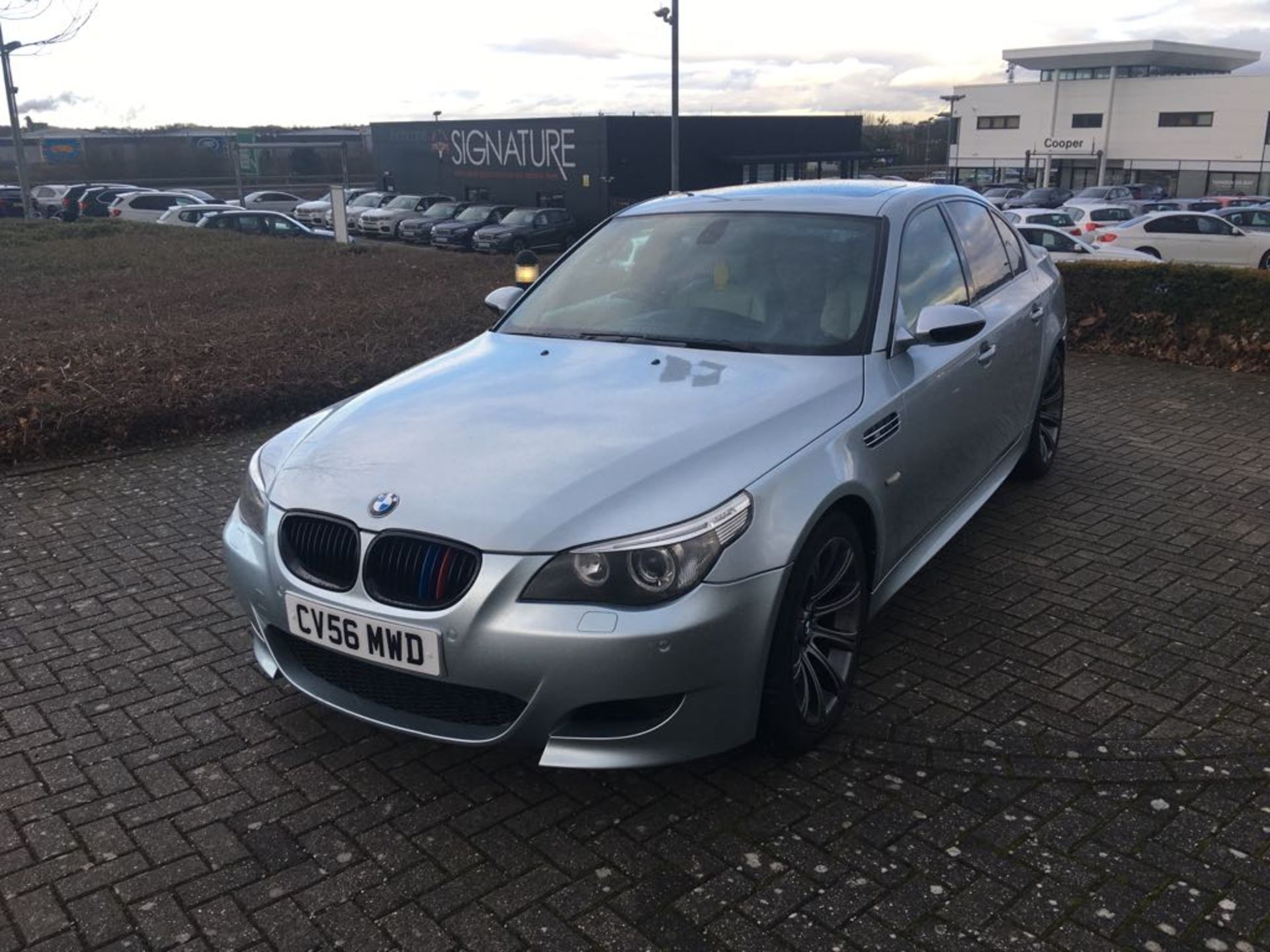 2006 BMW M5 5.0 M **FULL SERVICE HISTORY** - Image 2 of 22