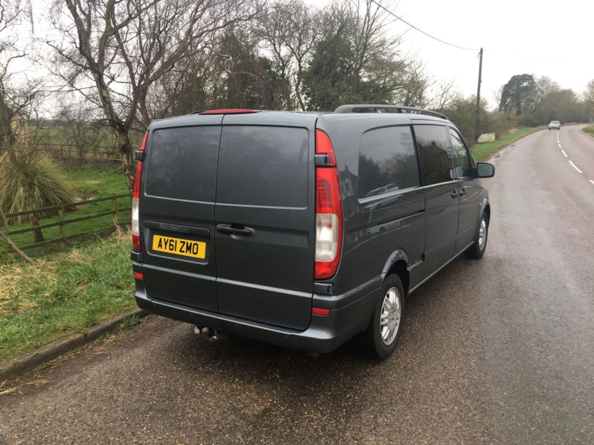 MERCEDES BENZ VITO 116 CDI DUALINER AUTO **6 SEATER** - Image 4 of 20