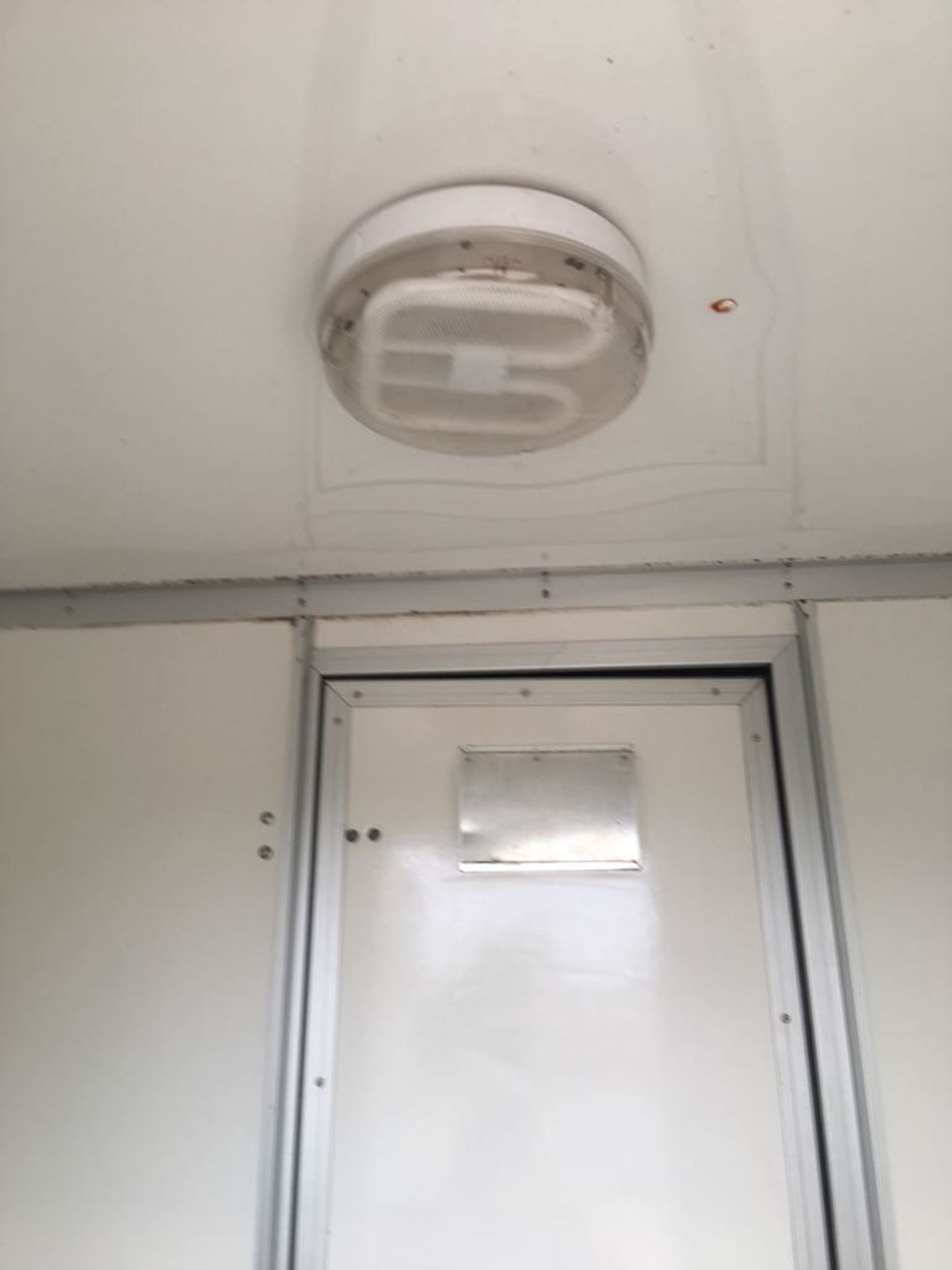MOBILE TRAILER AMS TWIN SHOWER DECONTAMINATION UNIT AND CHANGING ROOMS - Image 12 of 27