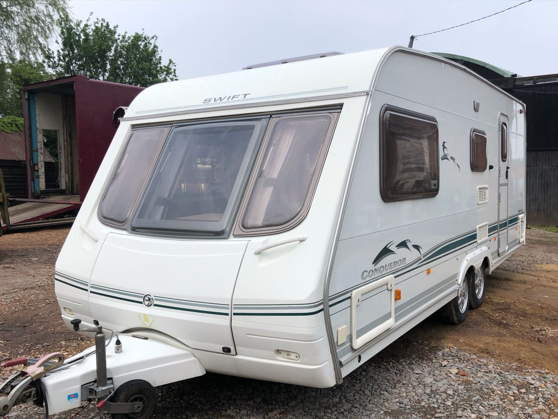 SWIFT 580 LUX CARAVAN