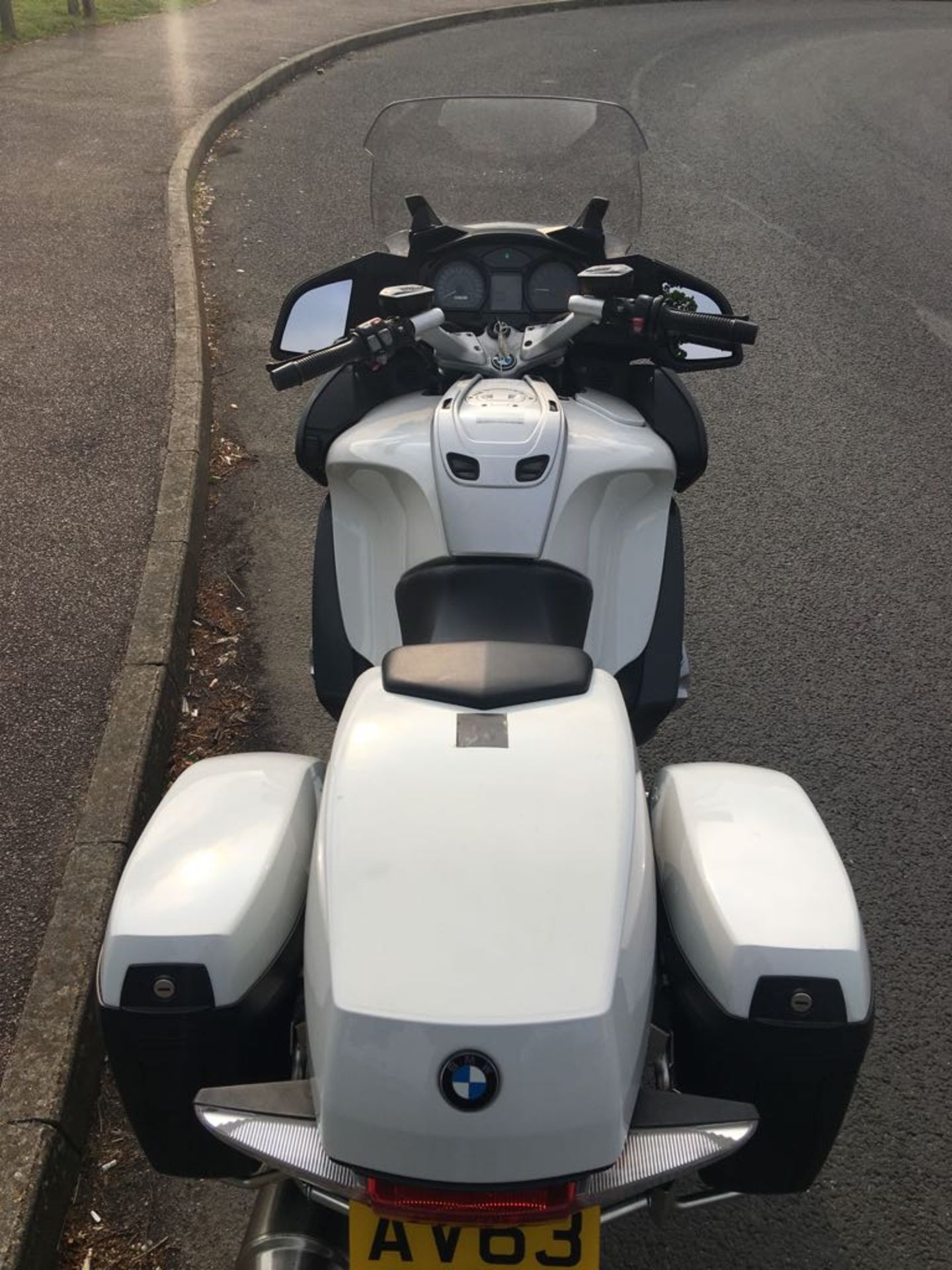 2014 BMW R1200 RT MU **EX AUTHORITY** - Image 3 of 10