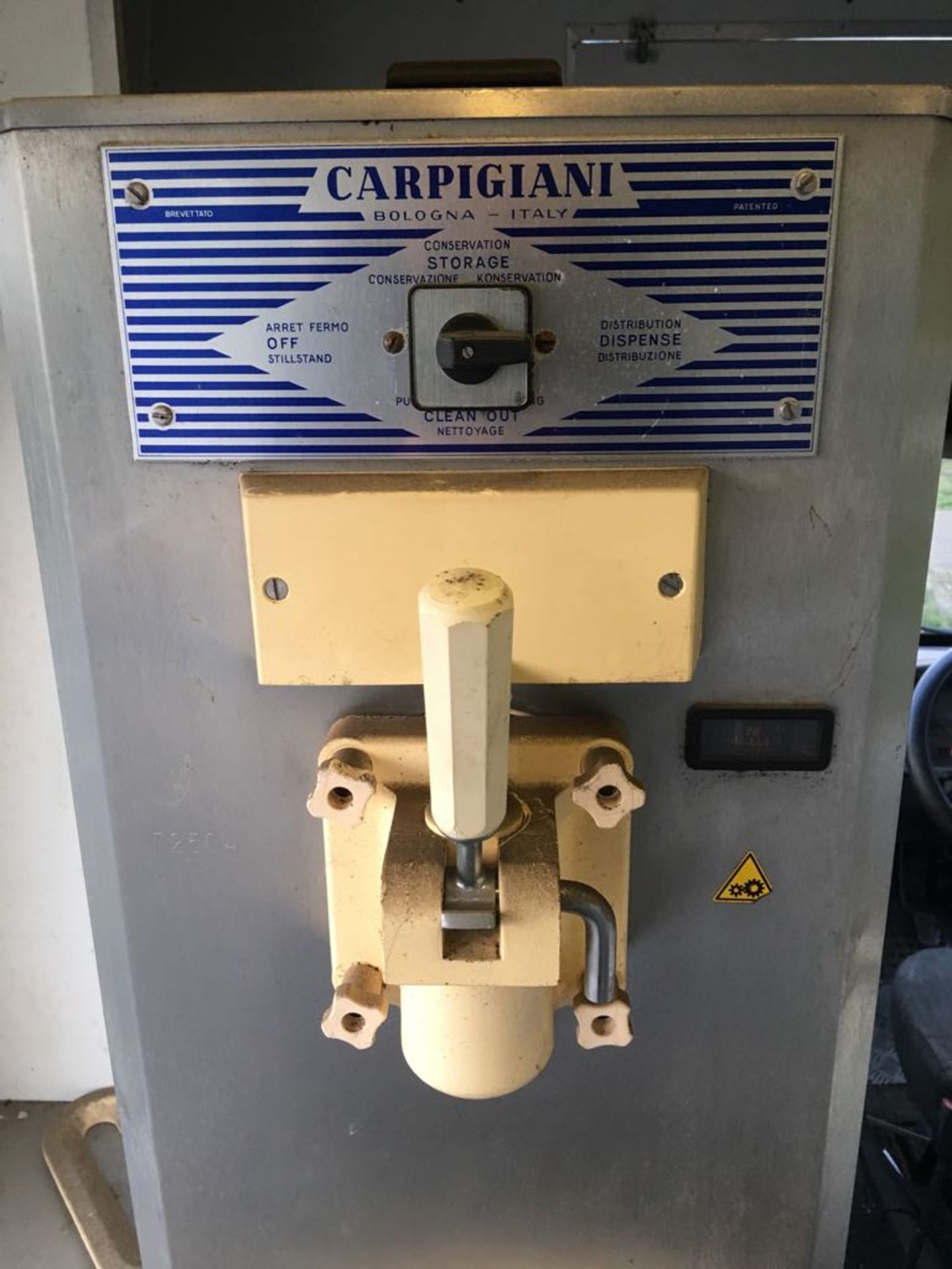 FORD ICE CREAM TRANSIT 190D LWB AUTO **CARPIGIANI ICE CREAM MACHINE** - Image 7 of 16