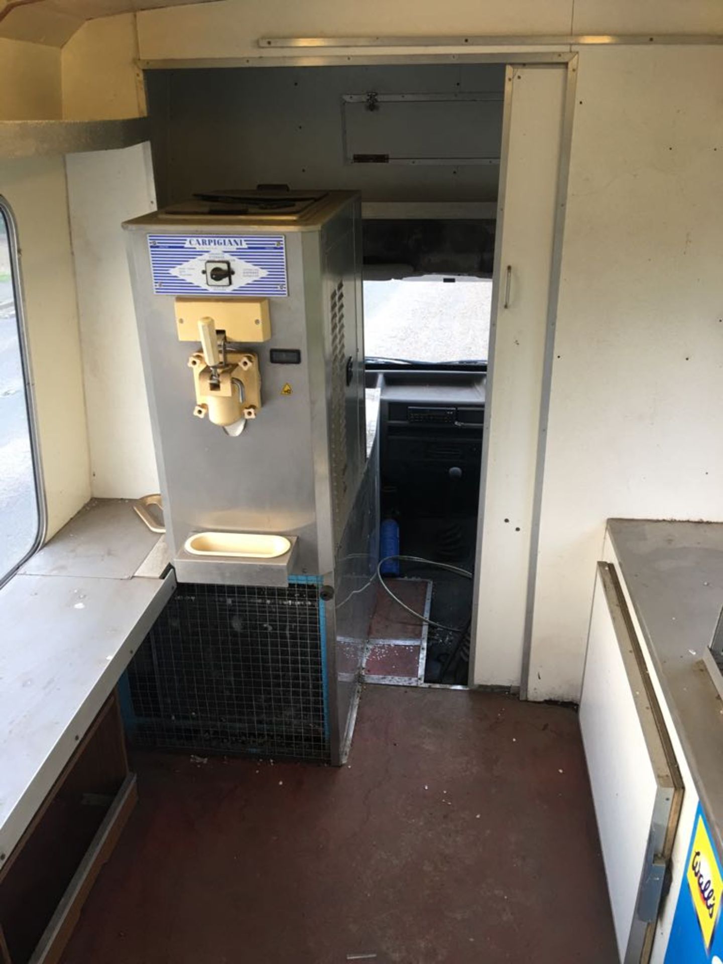 FORD ICE CREAM TRANSIT 190D LWB AUTO **CARPIGIANI ICE CREAM MACHINE** - Image 8 of 16