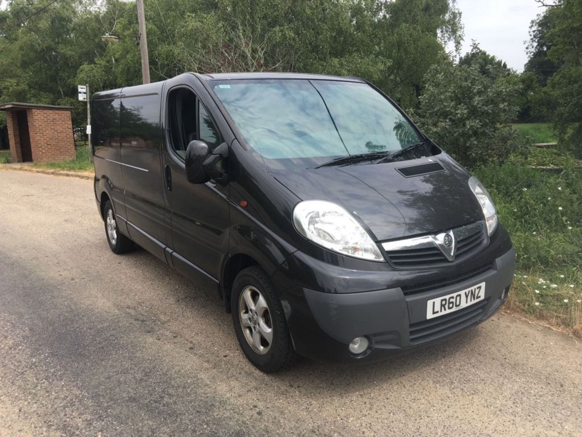 2010 VAUXHALL VIVARO 2900 SPORTIVE - Image 2 of 17