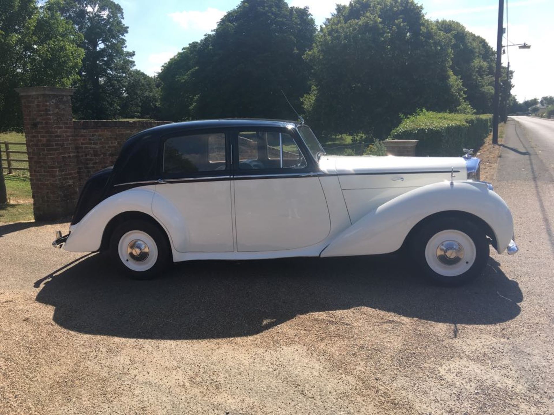 1949 BENTLEY MK6 4.3 MANUAL - Image 5 of 28