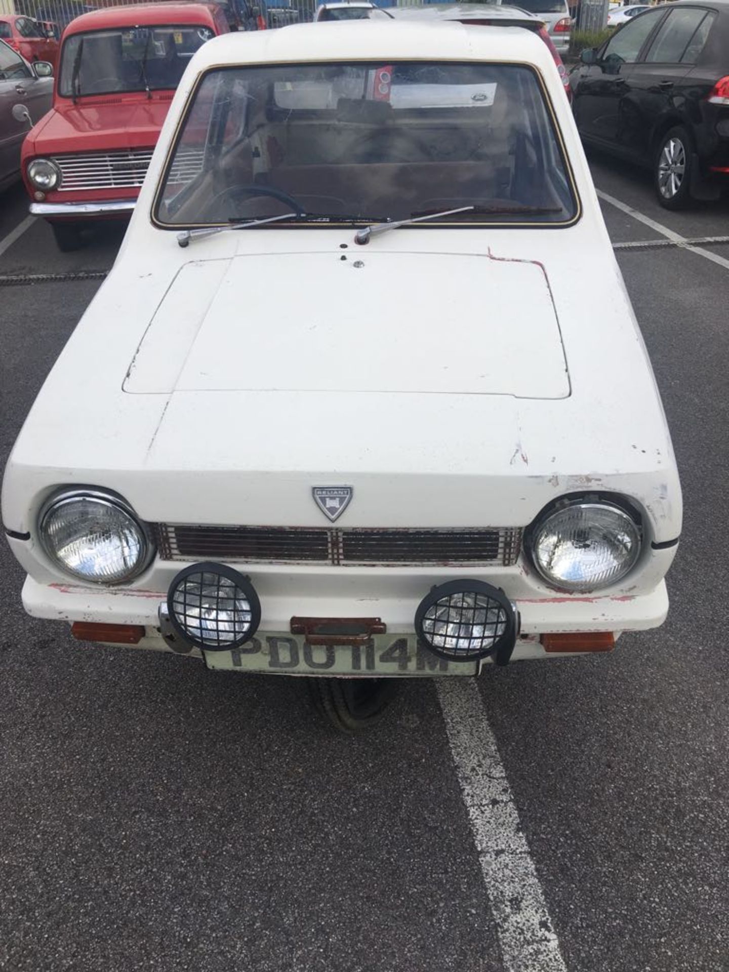 RELIANT SUPER ROBIN - Image 2 of 11