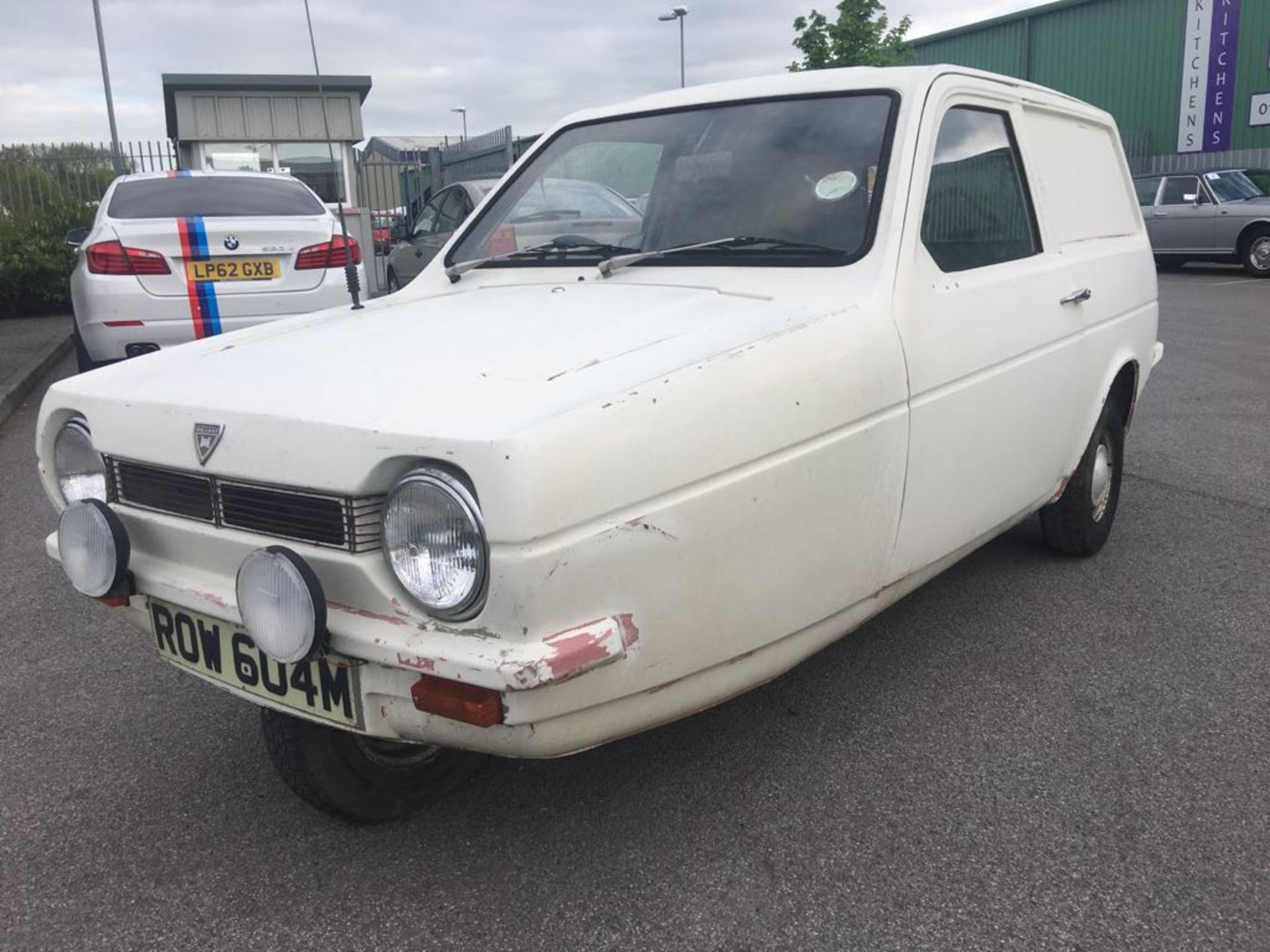 RELIANT ROBIN VAN - Image 3 of 10