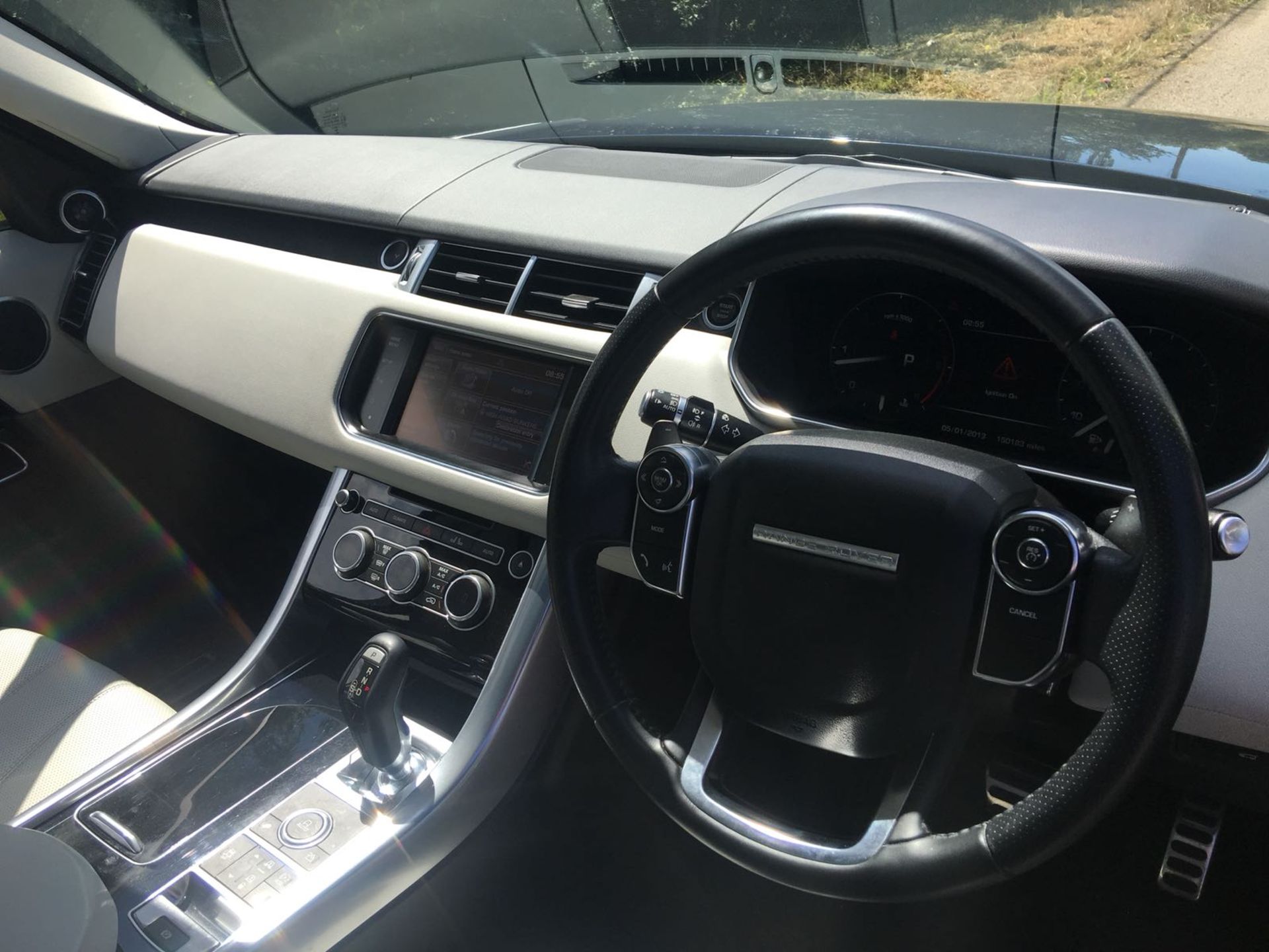 2013 RANGE ROVER SPORT DYNAMIC HSE 3.0D **BUYERS PREMIUM 10%** - Image 23 of 27