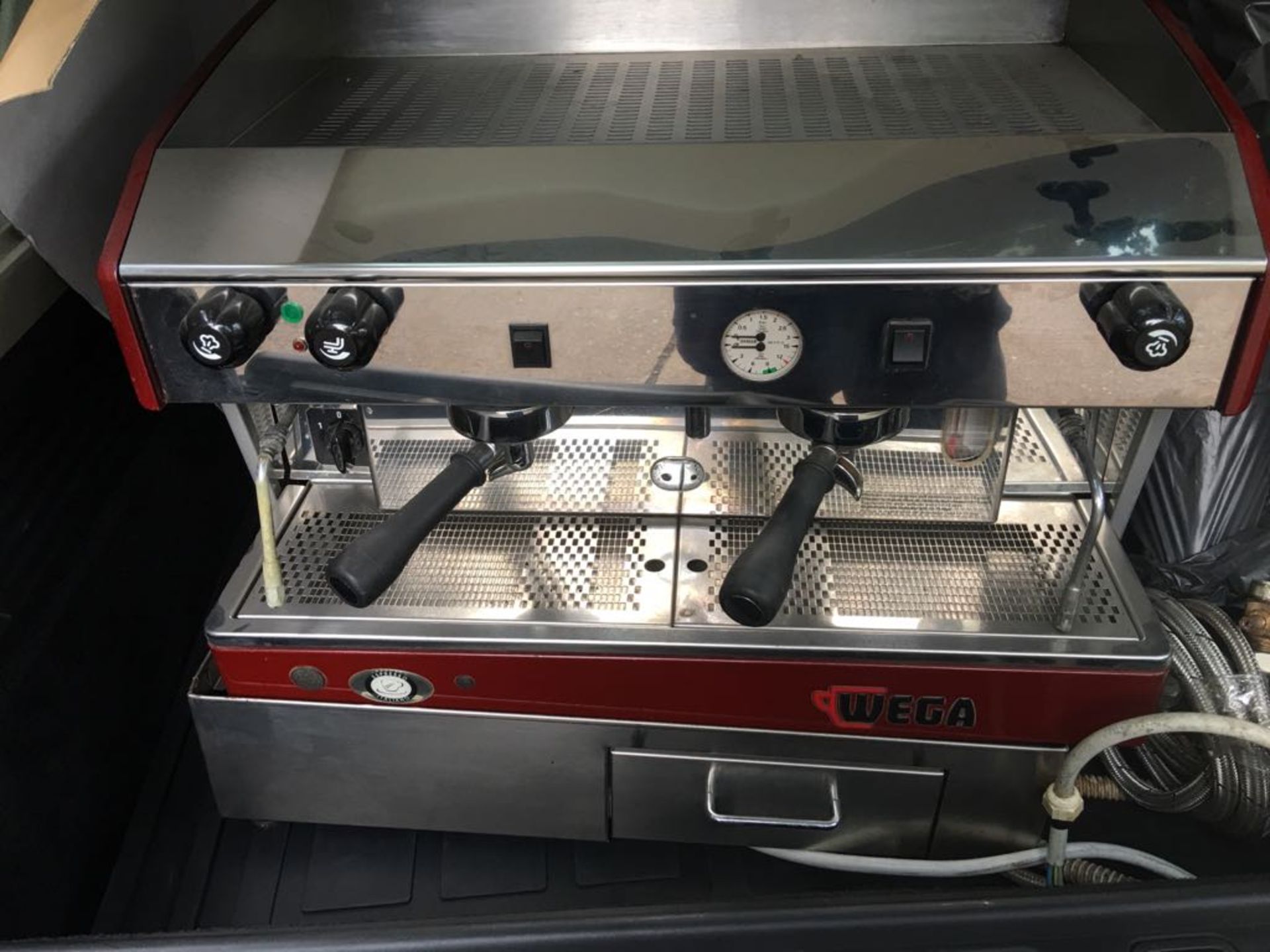 WEGA ESPRESSO ITALIANO COMMERCIAL COFFEE MACHINE - Image 2 of 4