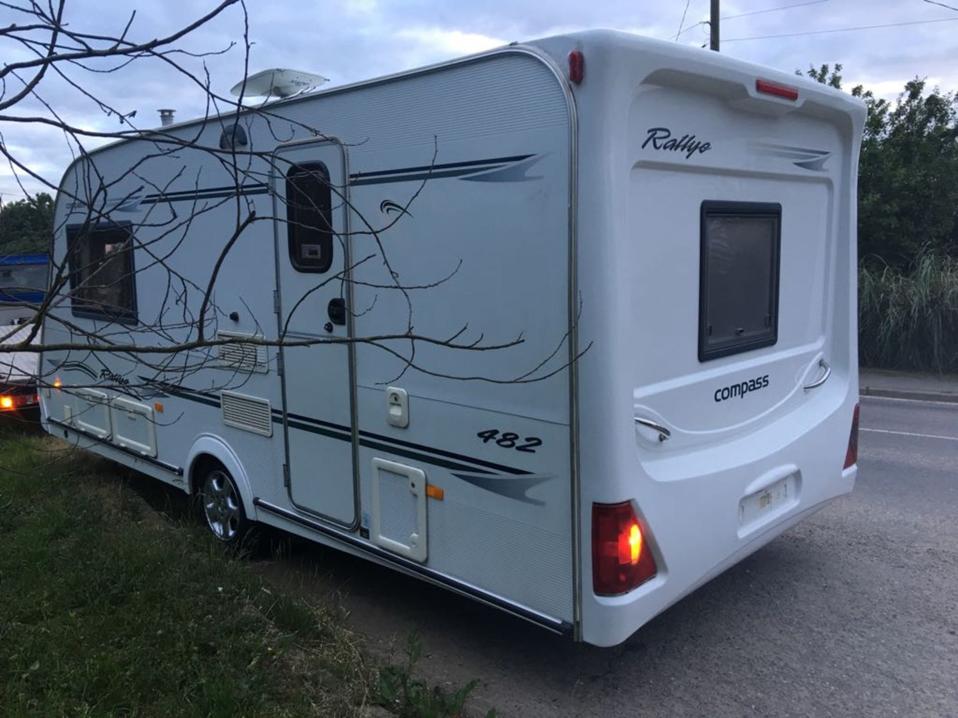 2003 COMPASS RALLYE 482 CARAVAN 2 BERTH - Image 3 of 24