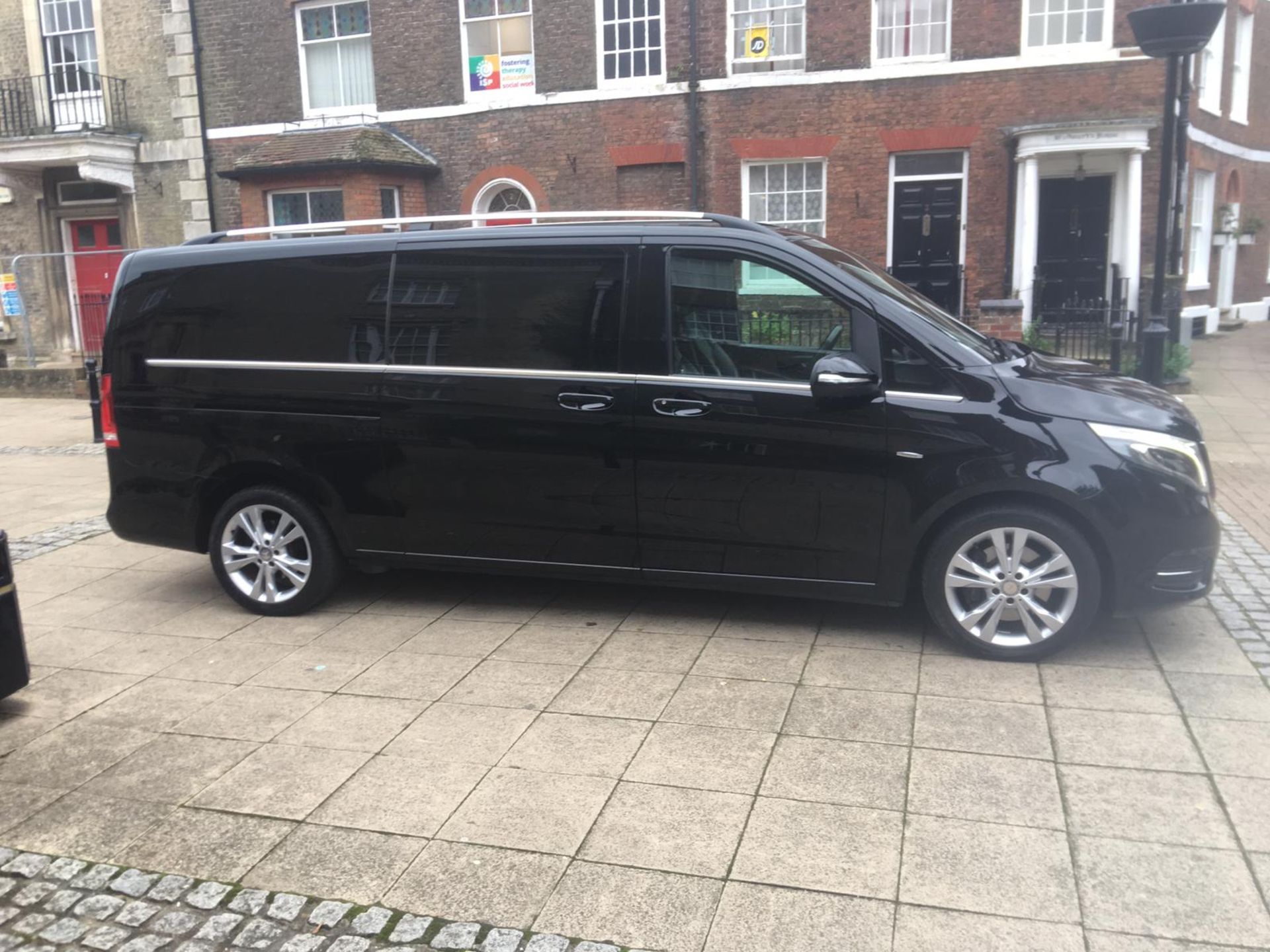 2015 MERCEDES BENZ V250 CDI BLUETEC EXTRA LONG WHEEL BASE **7 SEATER** - Image 4 of 22