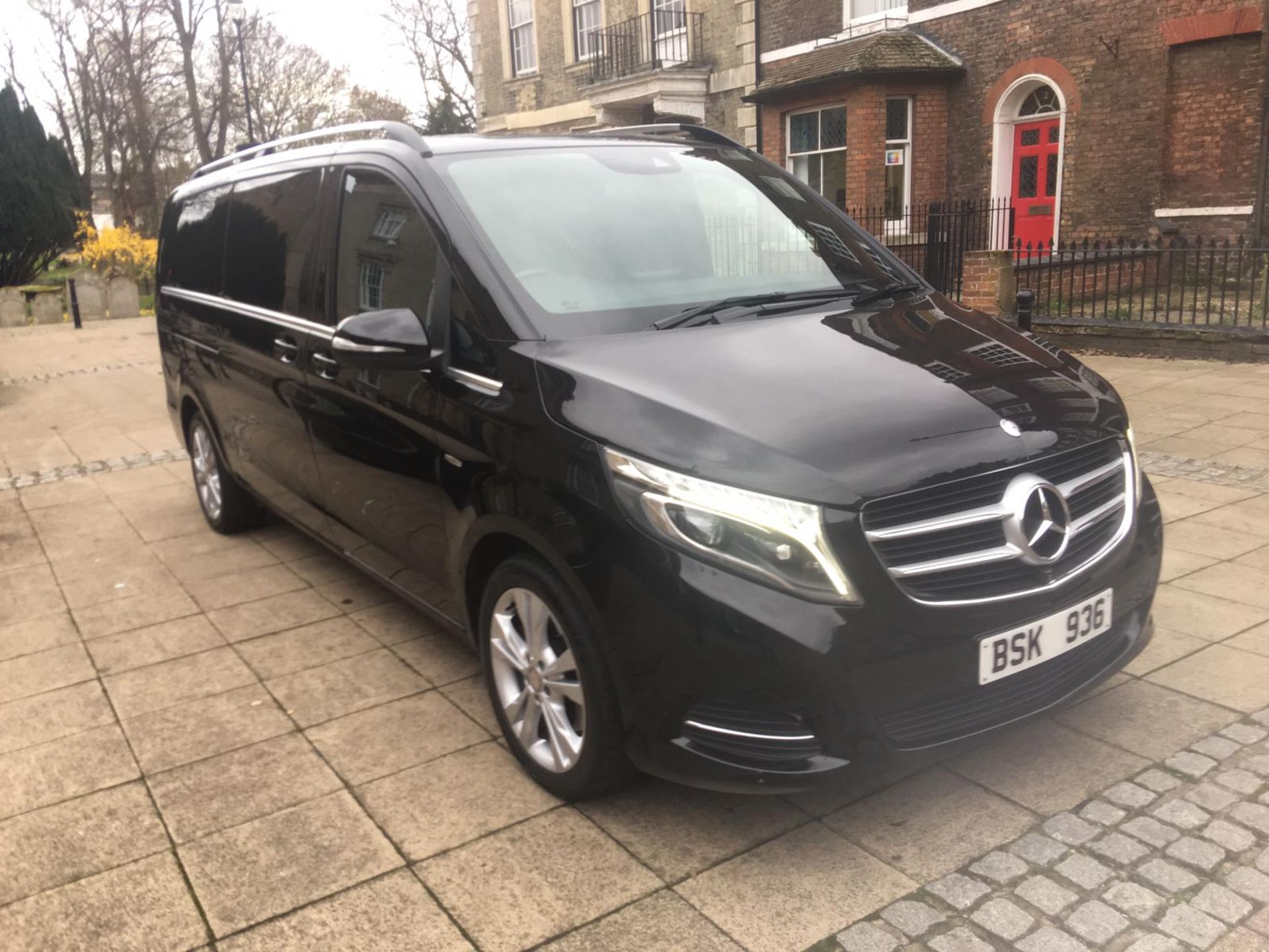 2015 MERCEDES BENZ V250 CDI BLUETEC EXTRA LONG WHEEL BASE **7 SEATER** - Image 2 of 22