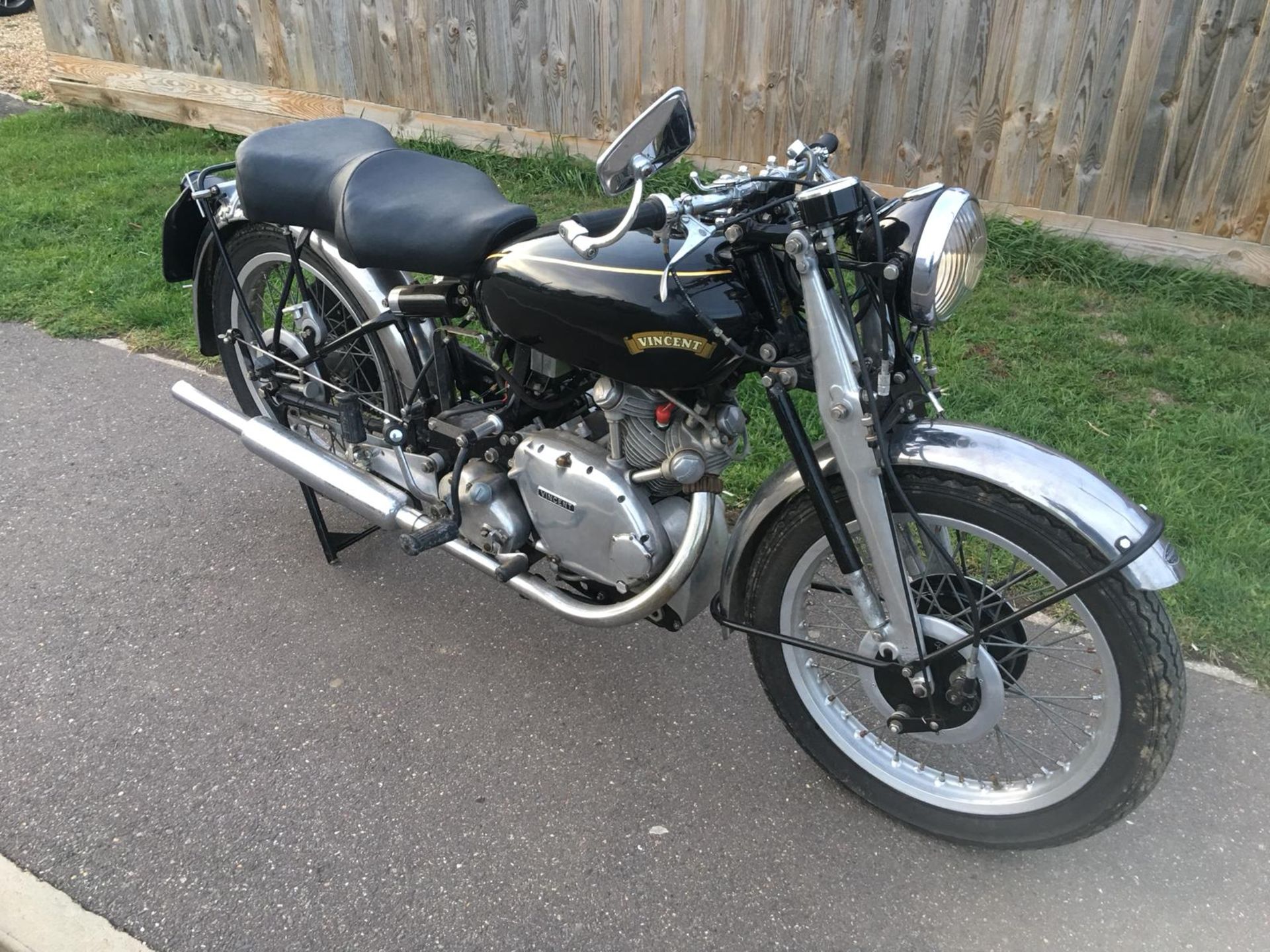 1951 VINCENT COMET MOTOR BIKE 500CC - Image 2 of 18