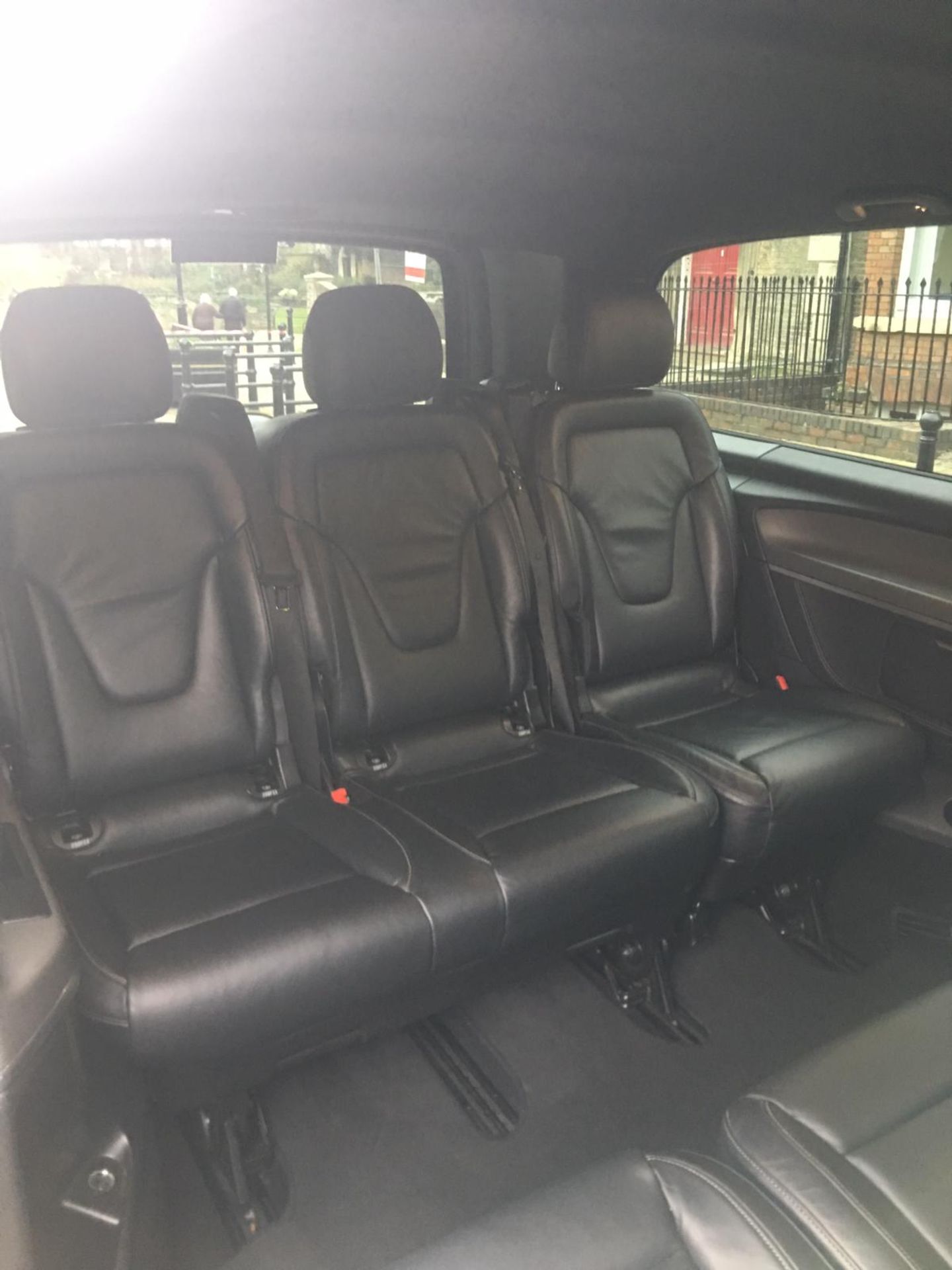 2015 MERCEDES BENZ V250 CDI BLUETEC EXTRA LONG WHEEL BASE **7 SEATER** - Image 14 of 22