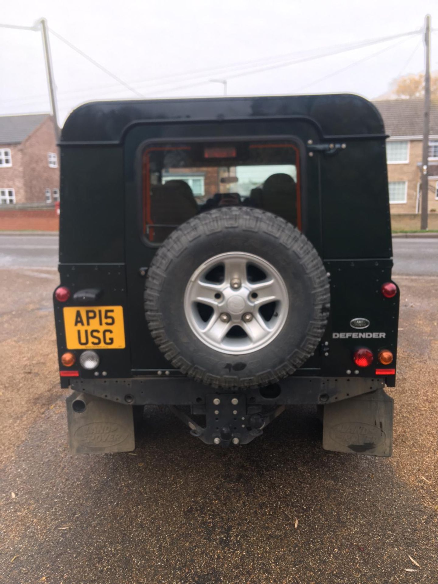 2015 LAND ROVER DEFENDER 110 XS UTILITY **LOW MILEAGE** - Image 7 of 17