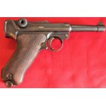 German P08 Luger Pistol – 9mm Calibre