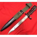 WW2 British Army Number 7, Mark 1 Pattern bayonet with scabbard & web frog