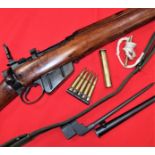 WW2 No.4 Mk1.303 SMLE rifle with sling, bayonet, oil bottle, pull through & ammunition clip