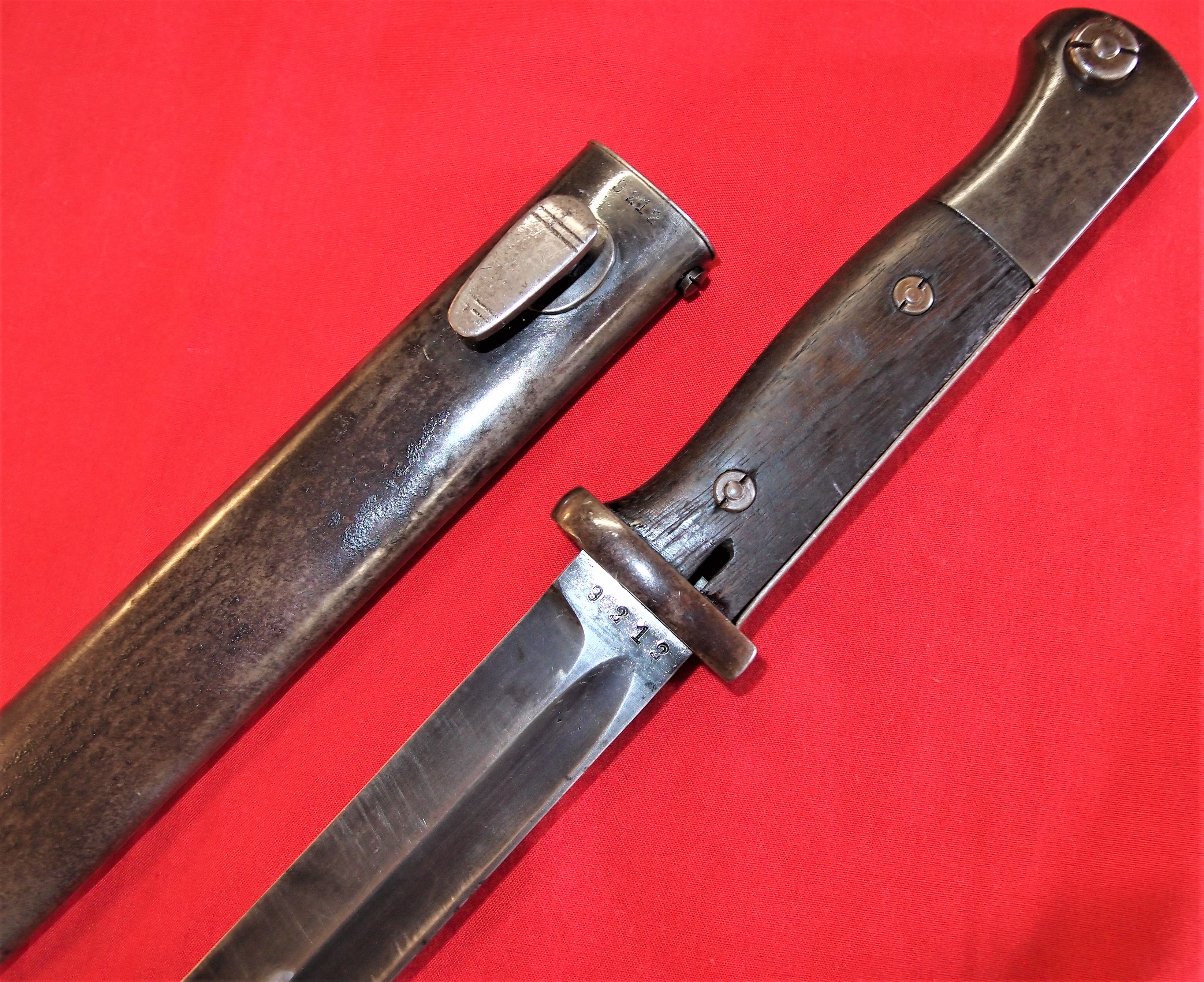 WW2 German K98 service bayonet, with matching numbered scabbard 1936 dated by Paul Weyersburg - Image 5 of 7