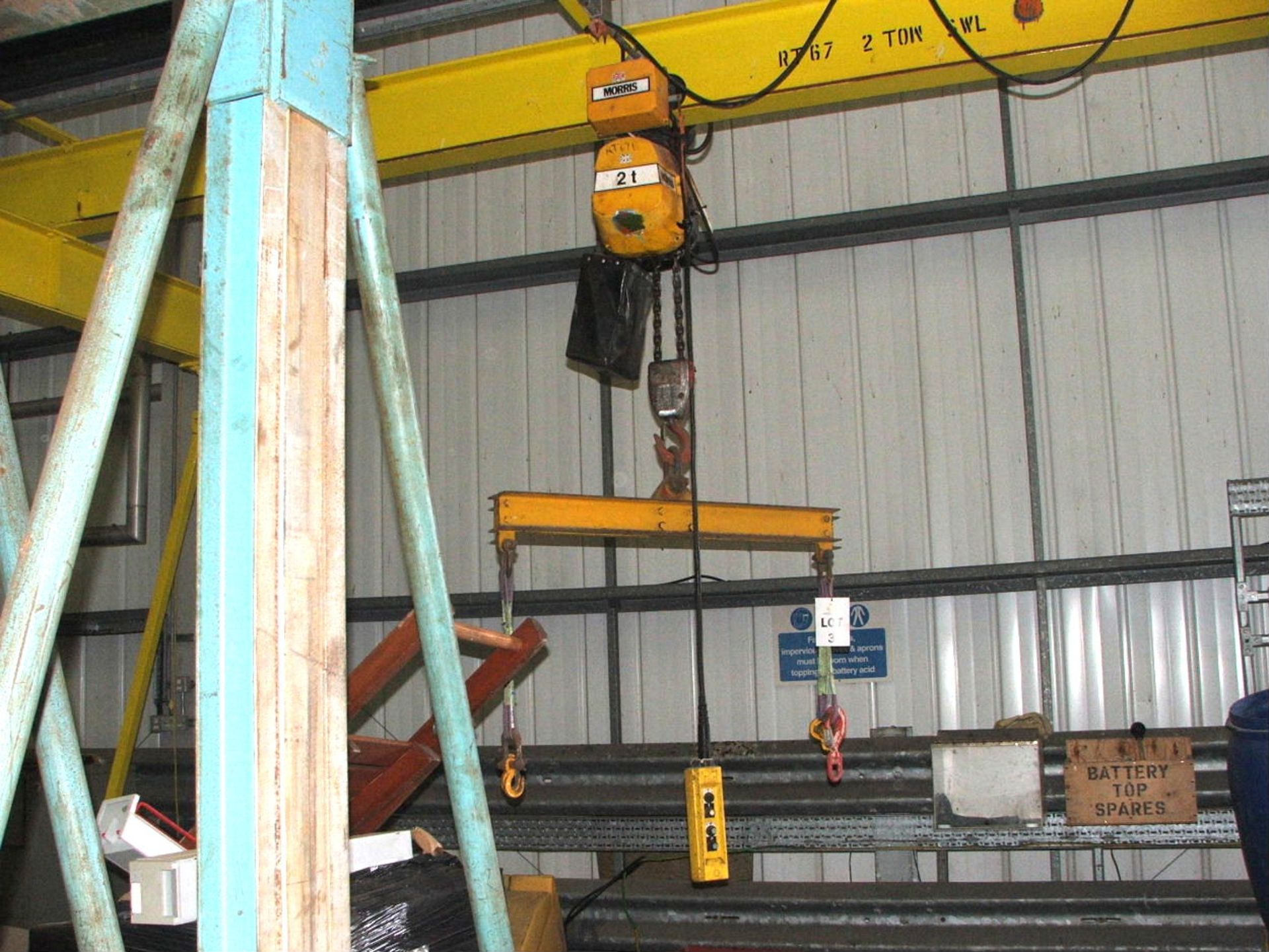 MORRIS 2 TON ELECTRIC HOIST WITH PENDANT CONTROL & STEEL LIFTING FRAME & LIFTING BEAM 6 MTR X 2 MTR - Image 3 of 3